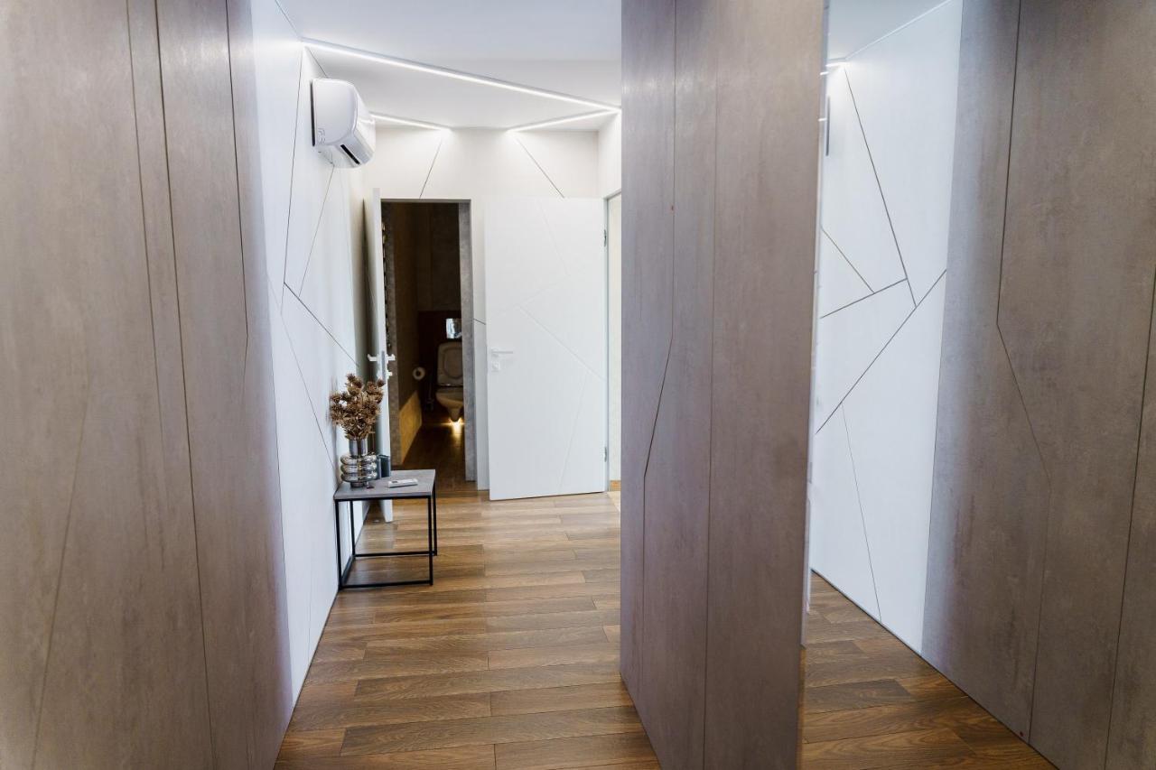 Vip Apartment- розумний дім * Львів